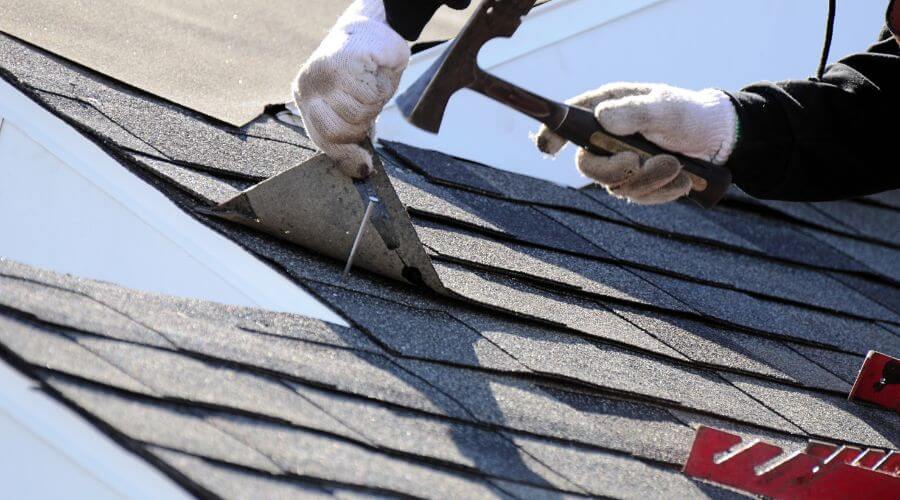 Expert flood damage restoration services in Bondville, IL